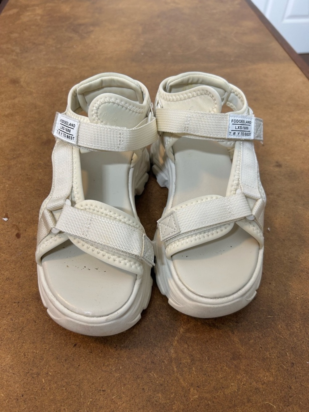 FROM JAPAN Beige Platform Sandal with Velcro Size 6-7 Women’s